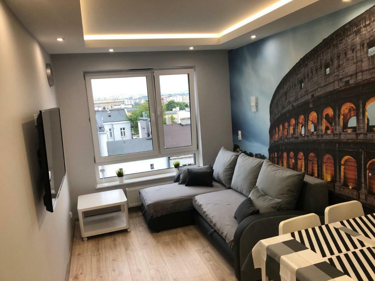 Klimatyzowany Apartament Roma Z Garazem Podziemnym Kielce Exterior foto