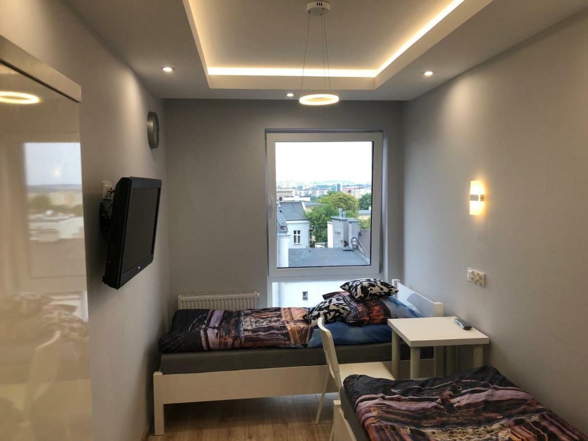 Klimatyzowany Apartament Roma Z Garazem Podziemnym Kielce Exterior foto